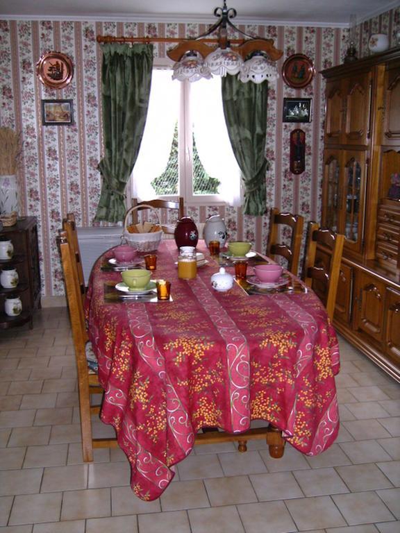 مبيت وإفطار شينون Au Repos Saint-Jean المظهر الخارجي الصورة